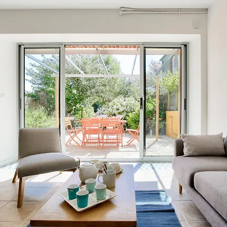 Tatil Evi Grande Maison Pour 6 Avec Jardin Et Terrasse *
